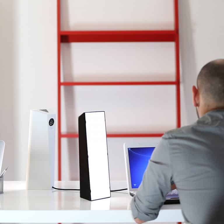 Lampe de luminothérapie dayvia slim style black 3