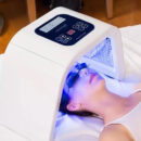 Lampe luminotherapie therapie led pour la peau1